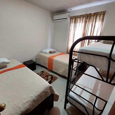 Aptos Casa Caribe, Habitaciones Privadas En Aptos Compartidos & Aptos Completos Con Auto Entrada Puerto Limon Esterno foto