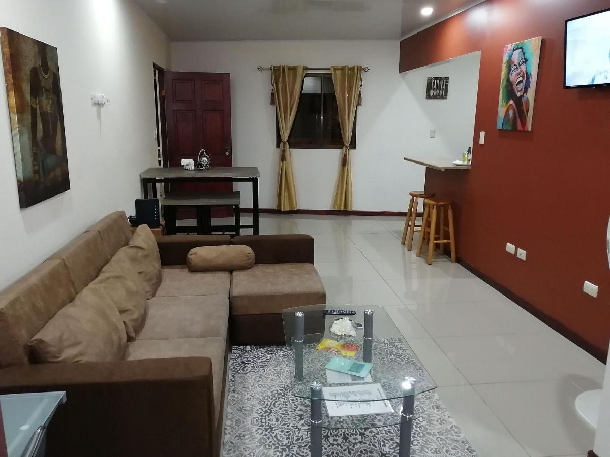 Aptos Casa Caribe, Habitaciones Privadas En Aptos Compartidos & Aptos Completos Con Auto Entrada Puerto Limon Esterno foto
